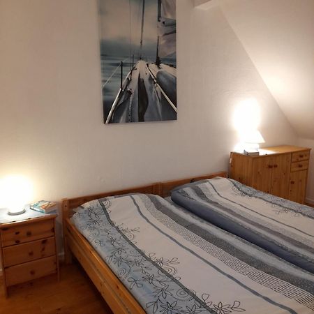 Gemuetliche Ferienunterkunft Direkt Am Meer Holnis Exterior photo